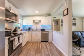 3/1 house conveniently located in central Florida! - Image 2
