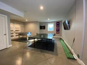 Private Guest Suite (entire level), Steps from KU - Image 5