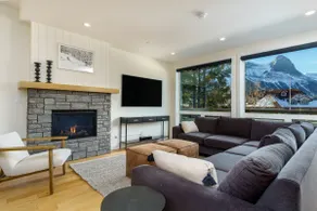 Once Upon A Mountain | 4BR Luxury Home *Hot Tub* - Image 4