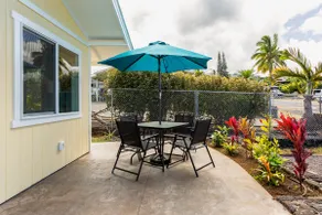 Cozy Vintage Inspired Hawaiian Guest Cottage - Image 3