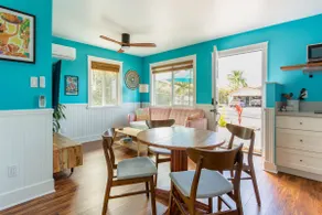 Cozy Vintage Inspired Hawaiian Guest Cottage - Image 2
