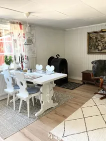 Apartment on small Västgötagård - Image 2