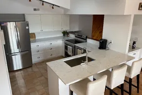 Island Getaway: Dog Friendly, Close to Beach - Image 4