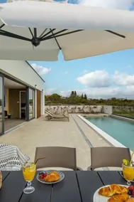 Villa Coralis With Heated Pool - Image 5