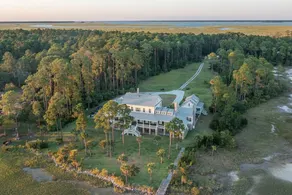 Luxury Waterfront Estate Near Hilton Head Island!! - Image 2