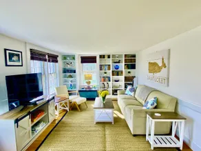 Nantucket Farmhouse-Walk to Beach-Near Sunset - Image 3