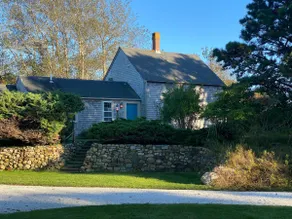 Nantucket Farmhouse-Walk to Beach-Near Sunset - Image 5