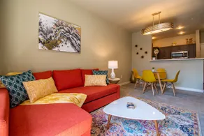 Brilliant 2 Bedroom Home in the Heart of Seattle! - Image 2
