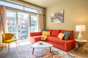 Brilliant 2 Bedroom Home in the Heart of Seattle! - Image 5