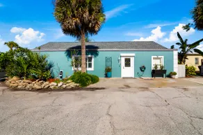 Private Home; Deeded Beach Access; On A1A: 100 steps to the beach!   - Image 3