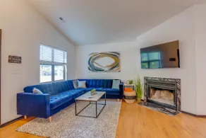 Spacious 3 bed, 2 full bath ranch close to the Zoo - Image 2