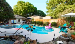 Secluded Oasis w/ Diving Pool, Hot Tub & Koi Pond  - Image 3
