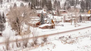 Cabin-on Main-1 Bed 1 Bath 1 SleepSofa Pet w/ Fee - Image 5
