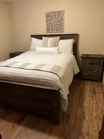 Quiet cozy 2 bedroom with pool access, gated - Image 4