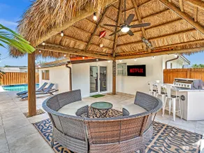 LUXE Villa 2mi Beach+HTD POOL+SPA! - Image 5