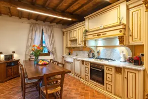 Michelangiolo apt with pool Gattaia Apartments - Image 3