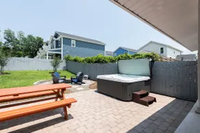 Downtown 3BR Gem - Hot Tub - Covered Parking - Fenced Yard - Image 2