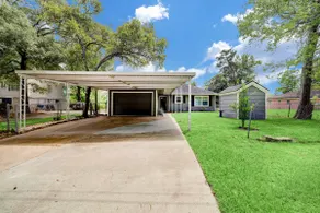 Kingwood Cottage - 10 mins from IAH - Lake Front - Image 4