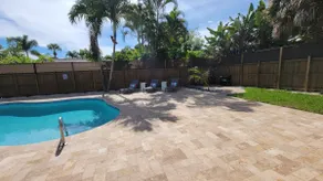 Designer Home Heated Pool Near Beach Private Bckyd - Image 4
