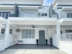 D’Royale Desaru Homestay - Image 2