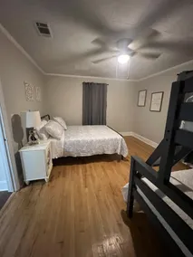 Sarah's Cottage in the heart of Millen - Image 4