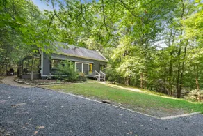 Storm King Forest Retreat - Image 5