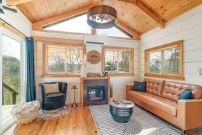 “TN Jack” - *New* Whiskey Game Cabin - Image 2