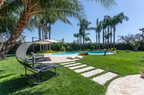Green House Villa with a Pool - Image 4