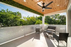 Luxury Home w 2 Pools near Beach - Image 5