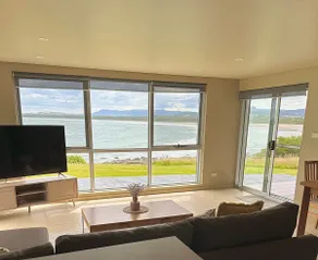 Seven Mile Beach Retreat - Image 3
