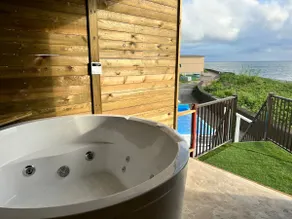 30-second walk to the sea! Ocean View Private Cottage UENO | BBQ & Quiet Seaside Stay - Image 5