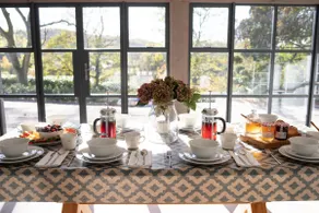 Luxury Peak District Cottage/Barn Derbyshire, Carsington Lake views WiFi - Image 2