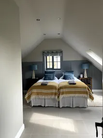 Luxury Peak District Cottage/Barn Derbyshire, Carsington Lake views WiFi - Image 5