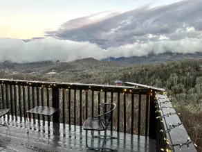 Amazing views! Relax, Hike, Ski, Great Location! - Image 3