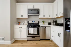 Steps from Hopkins | Cozy Home + Free Parking - Image 4