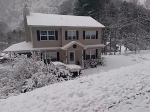 Maggie Valley Country Cottage - Image 3