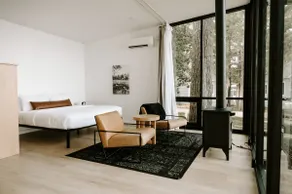 Luxury Cabin [1bd+1ba] - Image 3