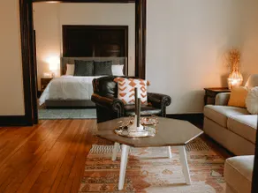 Italian Style Loft Downtown - Image 4