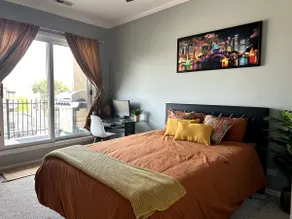 Sun-Soaked Skyline Loft - Image 5