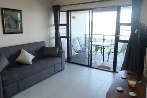 Lovely beach getaway in gonubie. - Image 3