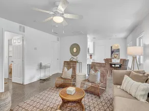 3 bedrooms, 2 full baths-stones throw 2 beach - Image 2
