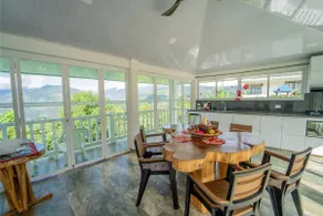 Country house with mountain views - Image 4