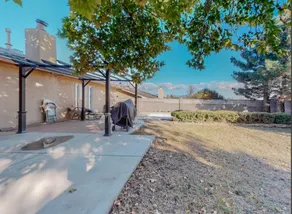 Cozy home 3beds/2bath! Office, Coffee bar, & Patio - Image 4