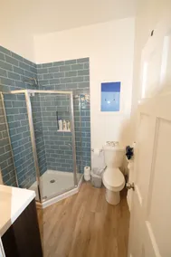 Cozy Guest House - Image 2