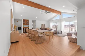 Luxury Lakefront Escape - 25 mins from Lake Geneva - Image 2