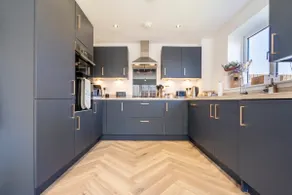 new build stylish property to rent - Walsall - Image 5
