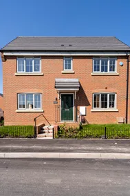 new build stylish property to rent - Walsall - Image 2