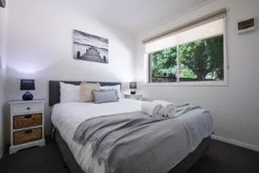 Standard 2BR w. Garden View, 4 guests (unit 4) - Image 3
