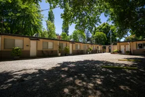 Standard 2BR w. Garden View, 4 guests (unit 4) - Image 2