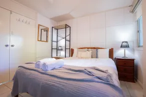 Family Apt, 2BR w Private Garden 6 guests (rm 10) - Image 4